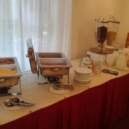 Hotel Aranysas Es Bungalows Alsoors Csopak