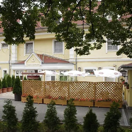 Hotel Aranysas Es Bungalows Alsoors Csopak