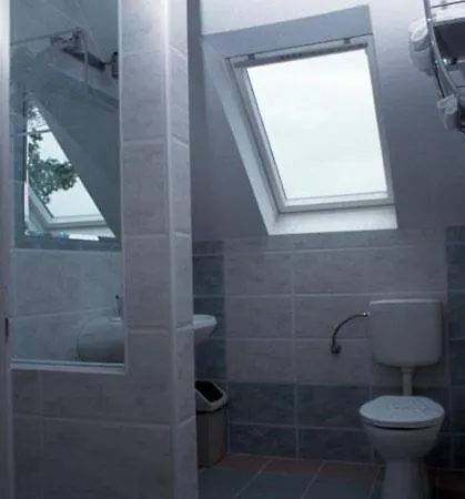 Aranysas Es Bungalows Alsoors 3* Csopak